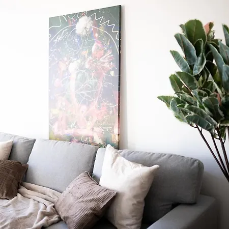 Modern Ground Floor With Patio Near Vienna *