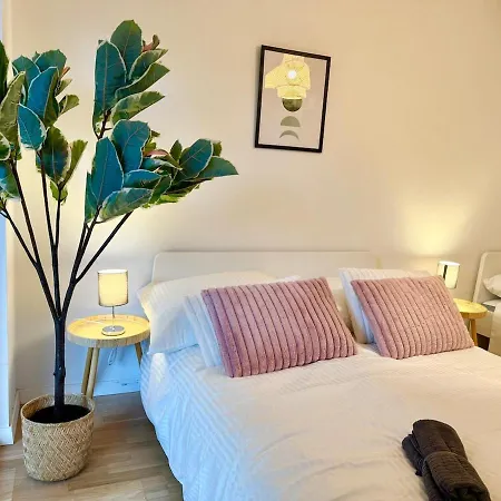 Appartement Modern Ground Floor With Patio Near Vienna Wiener Neudorf