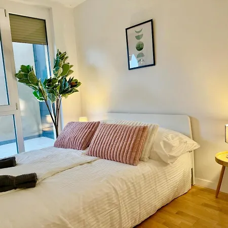 Modern Ground Floor With Patio Near Vienna Appartement *